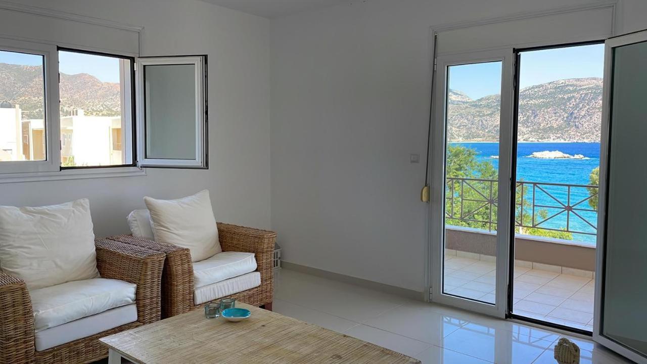 Locals Apartment Karpathos Экстерьер фото
